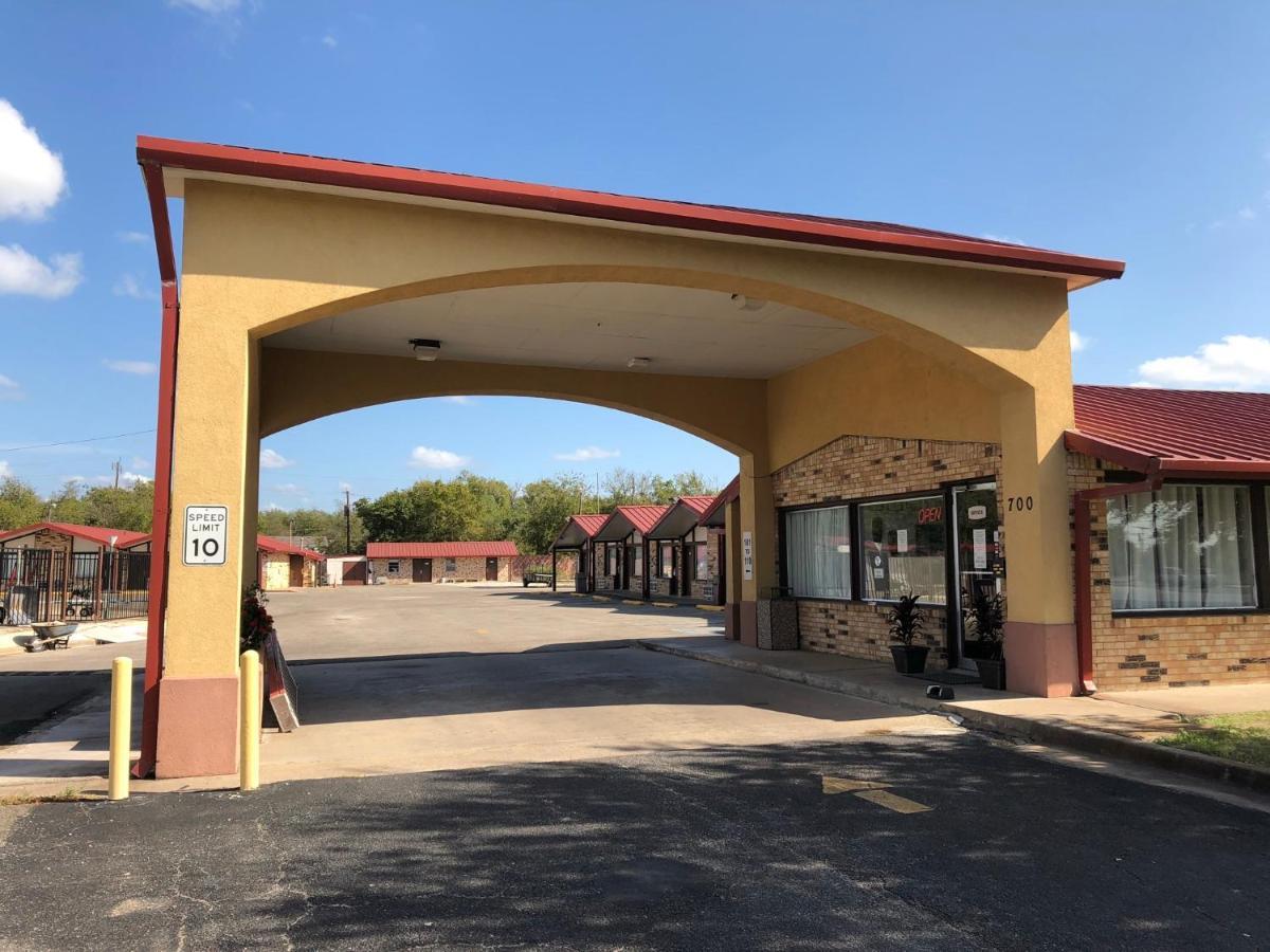 Kings Inn Mexia エクステリア 写真